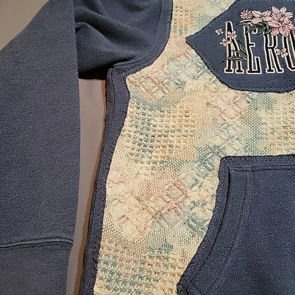 Reworked Aeropostale Women's Hoodie Sz MED Heart Floral Blanket Upcycle OOAK - Picture 6 of 8